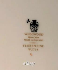 11 Eleven Wedgwood FLORENTINE TURQUOISE 10 3/4 Dinner Plates mint