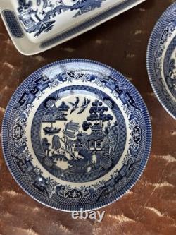 11 Piece Churchill Blue Willow Dinner Set