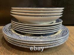 13 Blue Willow CHURCHILL England DINNER PLATES 8 Soup Salad Bowls VINTAGE