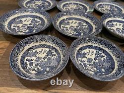 16 Blue Willow CHURCHILL England DINNER PLATES 8 Soup Salad Bowls VINTAGE Mint
