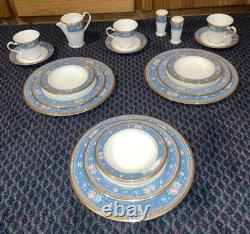 17-piece Set of Noritake Grand Terrace 9757 Japan, 3 5-pc Place Settings & More