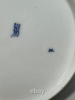 1870-90 Royal Copenhagen Porcelain Dinner Plate Blue Fluted Full lace 9'