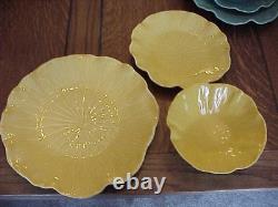 18 Pc Of Lotus Metlox Potteries USA Hand Crafted Made In California