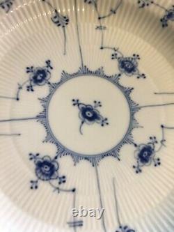 1956 Royal Copenhagen BLUE FLUTED FULL LACE Dinner Plate 1084 FIRST Quality