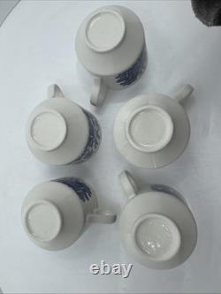 20 Pcs, Set for 4, Churchill Blue Willow Dinnerware Staffordshire England Mint