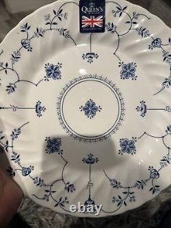 4 Queens 10 Blue & White Floral Dinner Plates England Earthenware Finlandia Blu