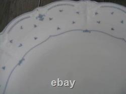 4 Tirschenreuth Baronesse Fleur De Lis Blue Dinner Plates