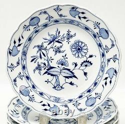 6 Meissen Germany Hand Painted Porcelain Dinner Plates in Blue Onion