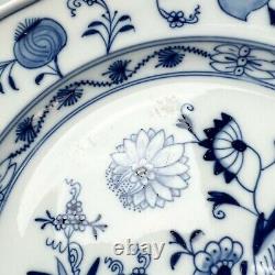 6 Meissen Germany Hand Painted Porcelain Dinner Plates in Blue Onion