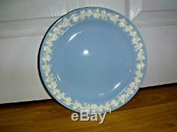 6 Wedgwood QueensWare Etruria & Barlaston White On Blue 10 Dinner Plates