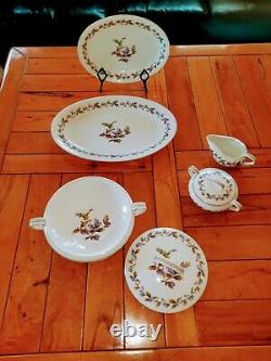 81 Pcs Noritake Nippon Toki Kaisha Oakwood Blue Acorns China Set & Serveware