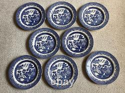 8 Churchill England dinner plates, Blue Willow pattern