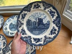 8 JOHNSON BROTHERS Old Britain Castles Blue Dinner Plates 10 Excellent
