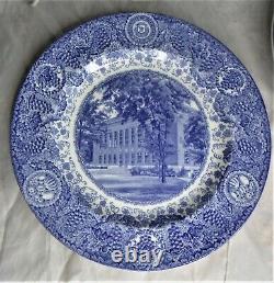 8 WEDGWOOD Blue Transfer UNIVERSITY OF MICHIGAN 10-1/4 Dinner Plates