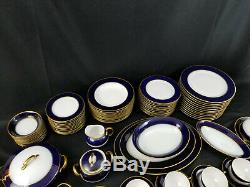 94 PC Hutschenreuther Selb Royal Bavarian COBALT BLUE GOLD GUILD SERVICE FOR 12