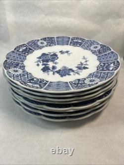 9 Blue Imari Lipper & Mann 10.5 Dinner Plate Scalloped blue & white Japan