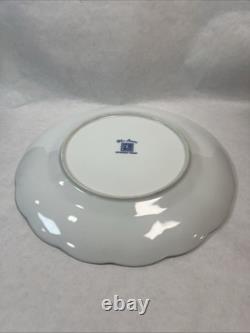 9 Blue Imari Lipper & Mann 10.5 Dinner Plate Scalloped blue & white Japan