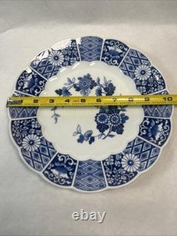 9 Blue Imari Lipper & Mann 10.5 Dinner Plate Scalloped blue & white Japan
