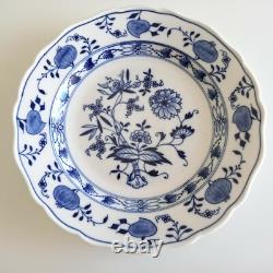 Antique Meissen porcelain blue onion pattern dinner plate