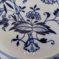Antique Meissen porcelain blue onion pattern dinner plate