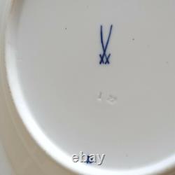 Antique Meissen porcelain blue onion pattern dinner plate