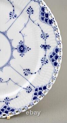 Antique Royal Copenhagen Blue Fluted Full Lace 24.5cm 9½ Plate 1089 Excellent