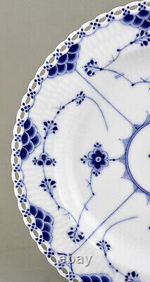 Antique Royal Copenhagen Blue Fluted Full Lace 9½ Dinner Soup Plate 1082