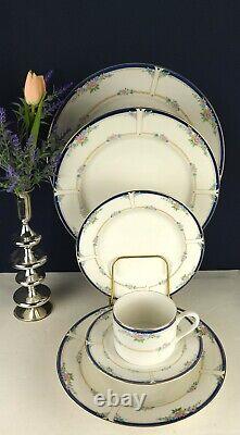 Apropos Diana 30 Pcs Dinnerware Set Blue Band, Pink/Blue Flowers, Gold Trim