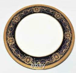 Aynsley MARLBOROUGH COBALT, Gold Encrusted 8357 Dinner Plate 10 5/8 Across