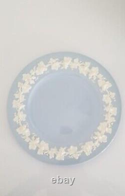 Beautiful Set 15 Wedgwood Embossed Queensware Light Blue Dinner Plates D 10 1/2