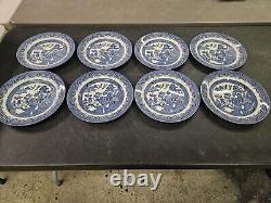 Beautiful Set of 8 Vintage Churchill BLUE WILLOW Dinner Plates England 10 1/4