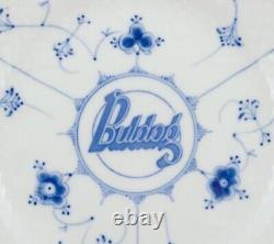 Bing & Grøndahl. Four Blue Fluted dinner plates in hotel/restaurant porcelain