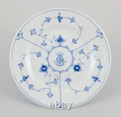 Bing & Grøndahl. Four Blue Fluted dinner plates in hotel/restaurant porcelain