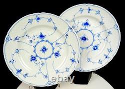 Bing & Grondahl Porcelain Blue Traditional 2 Lace 9 3/4 Dinner Plates 1970-1983