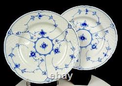 Bing & Grondahl Porcelain Blue Traditional 2 Lace 9 3/4 Dinner Plates 1970-1983