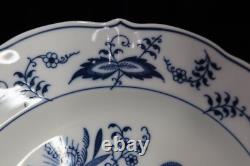 Blue Danube Blue Onion Scalloped Rim 9 Dinner Plates 10 3/8 Banner Mark