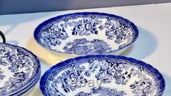Churchill Queen's Tonquin Blue England 8pc 10Dinner Plates & 8.75 Pasta Bowls