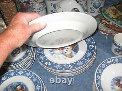 Crofton SNOWMAN HOLIDAY DISHES China LOT 38 PIECE CHRISTMAS DINNERWARE SNOWFLAKE