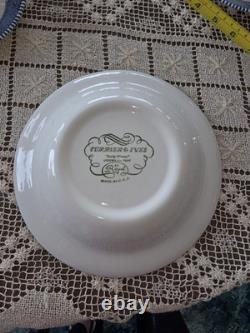 Currier & Ives Blue Dinnerware Set 4 Place Settings 24 Pc. & 2 Serving Royal USA