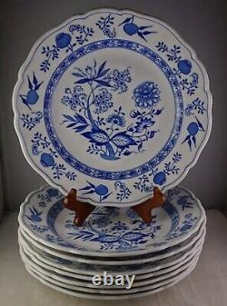 Eight Hutschenreuther Blue Onion 10 Dinner Plates