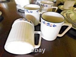 Everyday dish set 46 pieces, 8 place settings, 3 Serving dishes white-blue