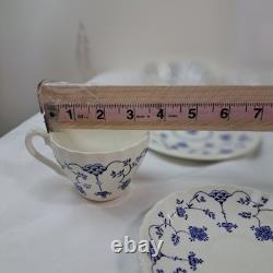 Finlandia England 20pc Dinner Set With Blue Floral Design In original Box