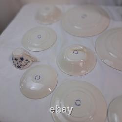 Finlandia England 20pc Dinner Set With Blue Floral Design In original Box