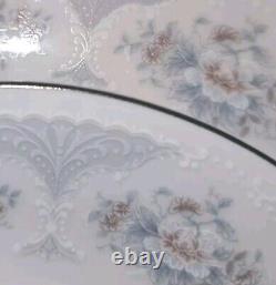 GORGEOUS! Fine China Dinnerware Sapphire by SILVERIE Rimmed In Platinum 20 Pc
