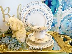 Gorgeous! Vintage Royal Albert Memory lane Dinner set for 6. Mint (30 Pieces)
