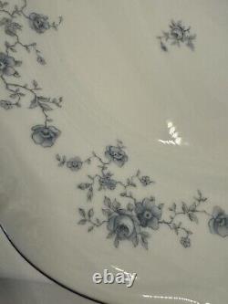 JOHANN HAVILAND Bavarian Germany BLUE GARLAND China 35 Pieces Dinner Dishes+SERV