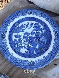 Johnson Bros Blue Willow 20 Pc Set