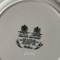 Johnson Bros Blue Willow 20 Pc Set