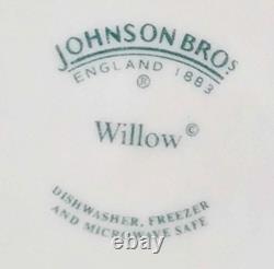 Johnson Brothers Blue Willow Design 11 Dinner Plates Set Of Six New