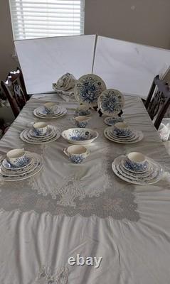 Johnson Brothers Dover Blue Windsor Ware 34 Pc Dinner Ware Sets + Service